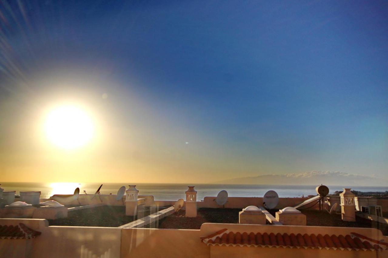 Cozy Townhouse With Ocean Views In Costa Adeje Apartamento Exterior foto